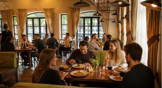 Pierce County Full-Service Bar & Restaurant